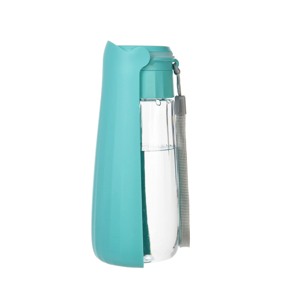 Portable Dog & Cat Water Bottle – Foldable & Travel-Friendly